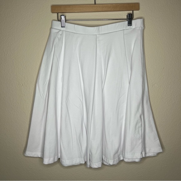 Rebdolls Mini Skater Skirt Size 3X (22/24)- White - Picture 5 of 11